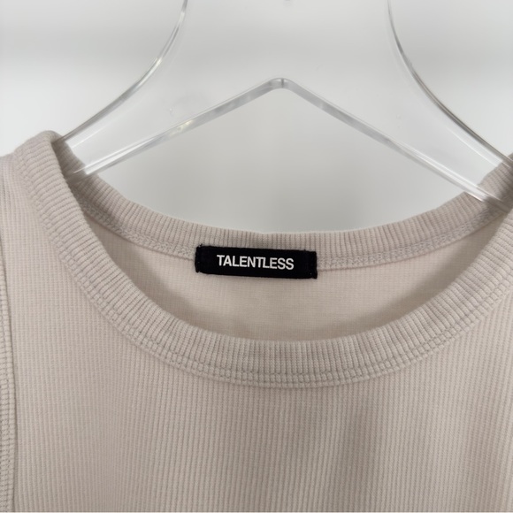 Talentless Tank - Picture 3 of 4